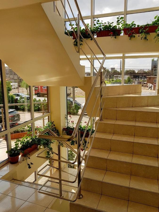Hotel Andrei Câmpia Turzii Exterior photo