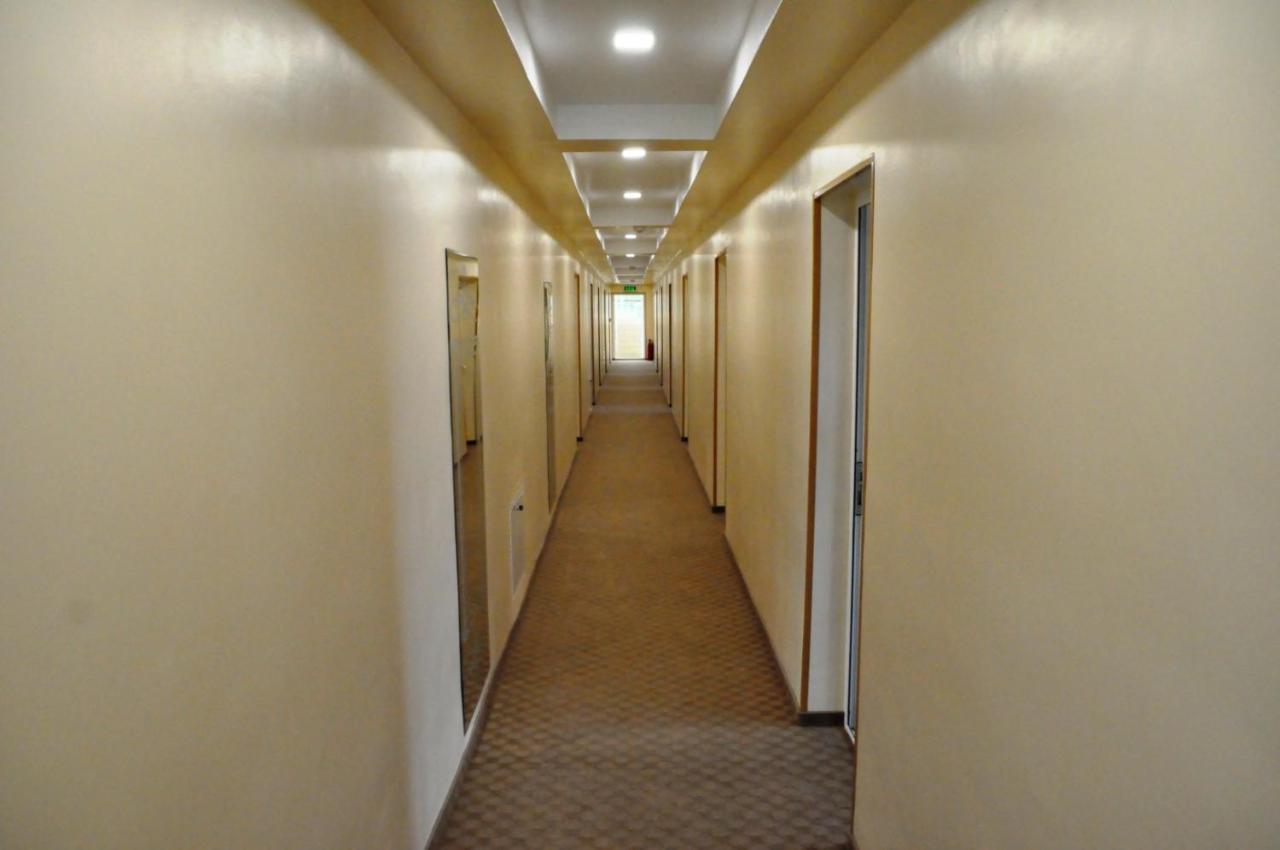 Hotel Andrei Câmpia Turzii Exterior photo